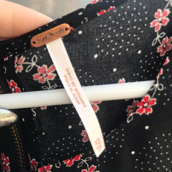 NWOT Free People Crop Top - Picture 3 of 5